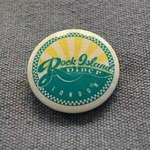 vintage Rock Island Diner London pinback button badge